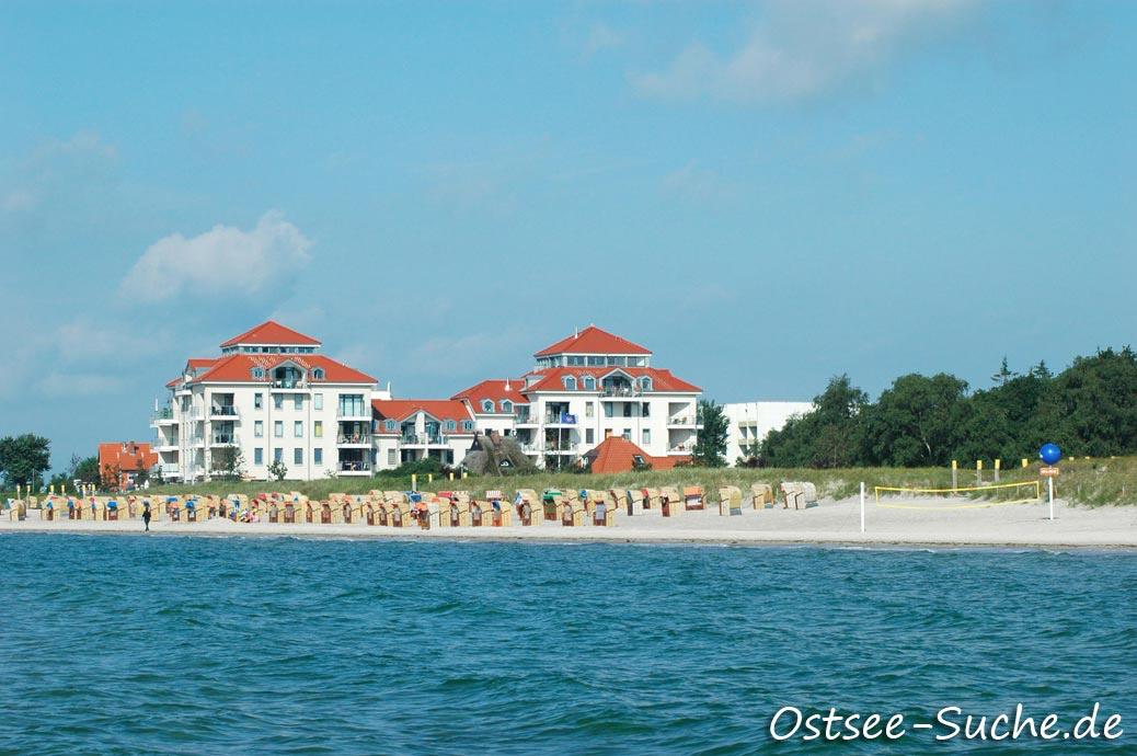 Blick auf das Ferienappartement Strandburg am Südstrand von der Ostsee aus